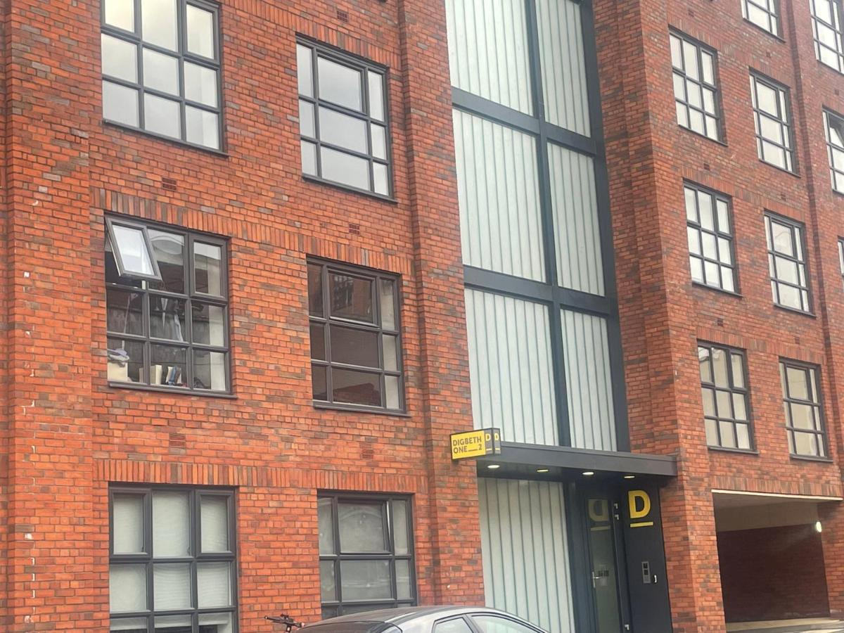 Apartment Stylish Modern One Bed Birmingham
